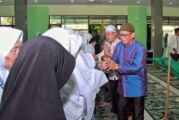 Bupati Lingga H. Alias Wello Sambut 57 Jamaah Haji Asal Kabupaten Lingga