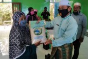 Berikan Bantuan Ditengah Pandemi, Wakil Bupati Lingga Salurkan Beras dari Sawah Pribadi