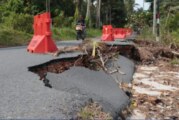 Jalan Batu Bongkok Terancam Putus, Warga Minta Dinas Terkait Gerak Cepat Untuk Memperbaiki