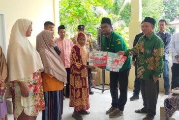 PCNU Batam dan GP Ansor Berbagi Asih di Pulau Karas