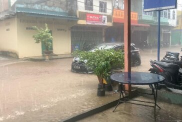 Curah Hujan Tinggi, Jalan Perusahaan Dabo Singkep Banjir