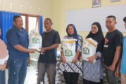 Kelurahan Raya Salurkan Bantuan Pangan Kepada 105 Keluarga Penerima Manfaat