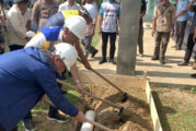 Penantian 50 Tahun, PDAM Tirta Lingga Groundbreaking Pipa Induk Embung Gemuruh