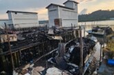 Insiden Kebakaran Kembali Terjadi di Senayang, Dua Rumah dan Dua Speedboat Terbakar