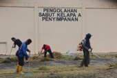 Bangkitkan Kembali Industri Lokal, Pemkab Lingga Siapkan Langkah Nyata Hidupkan IKM Sentra Kelapa di Singkep Selatan