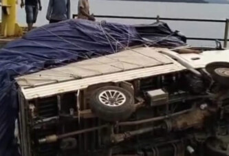 Pickup Terguling di Pelabuhan Roro Jagoh, Dishub Lingga Soroti Kelalaian Pengawasan di Pelabuhan Asal