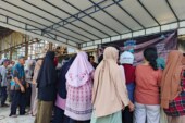 Bazar Murah HUT ke-15 PDAM Tirta Lingga Diserbu Warga, 650 Paket Sembako Disiapkan