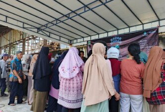 Bazar Murah HUT ke-15 PDAM Tirta Lingga Diserbu Warga, 650 Paket Sembako Disiapkan