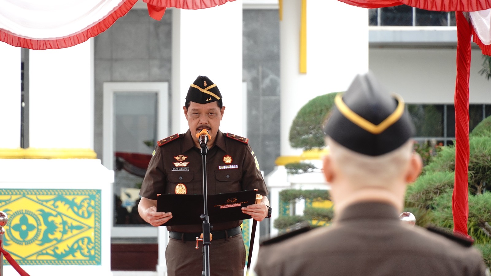 Kajati Kepri Pimpin Upacara HAKORDIA 2025: “Berantas Korupsi untuk Kemakmuran Rakyat” | F. Kejati Kepri