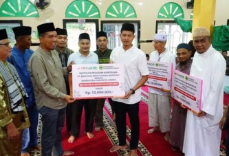 Safari Ramadhan Pemkab Lingga di Desa Mensanak, Wujud Kepedulian dan Kebersamaan