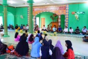 Sekda Lingga Safari Ramadhan di Desa Bukit Harapan, Salurkan Bantuan untuk Anak Yatim dan Lansia