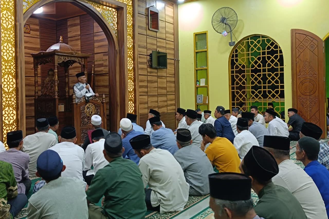 Kepala Bidang PAKIS Kanwil Kemenag Lingga Ajak Jamaah Memaknai Nuzulul Qur’an dan Menjaga Etika Digital | F. Kemenag Lingga