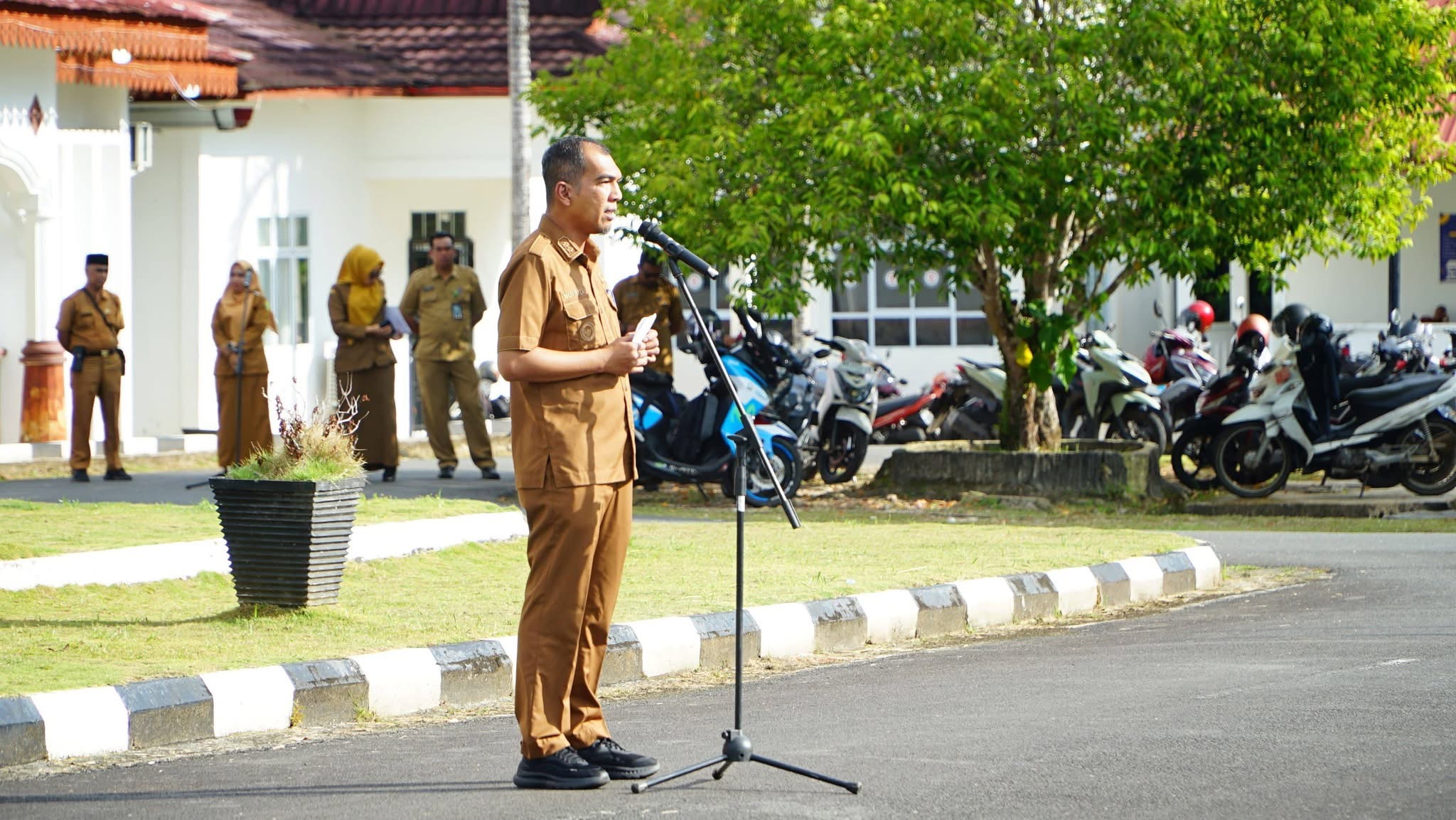 ASN Lingga Resah THR Belum Cair, Wabup Novrizal Pastikan Segera Disalurkan | F. Diskominfo Lingga
