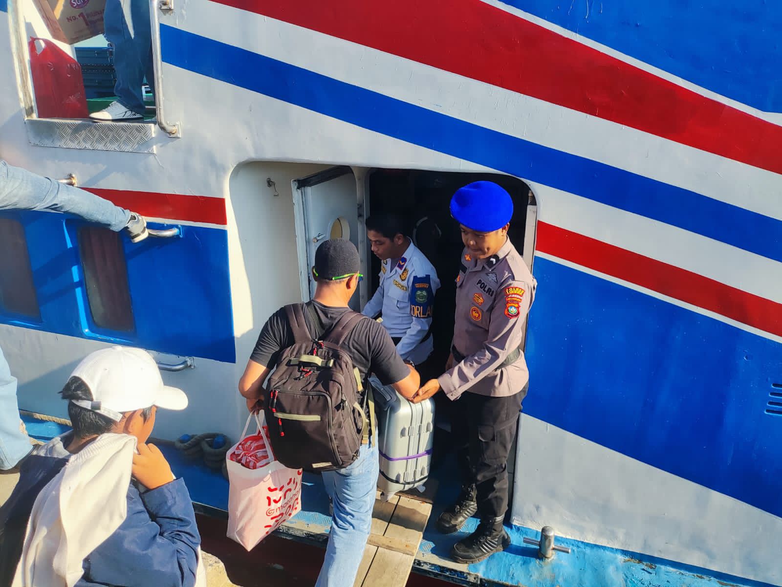 Arus Mudik Pelabuhan Jagoh Meningkat, 650 Penumpang Berangkat dalam Sehari | F. Redaksi