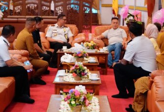 Bupati Lingga Perkuat Sinergi dengan Imigrasi Kepri, Dorong Pelayanan dan Pariwisata Daerah