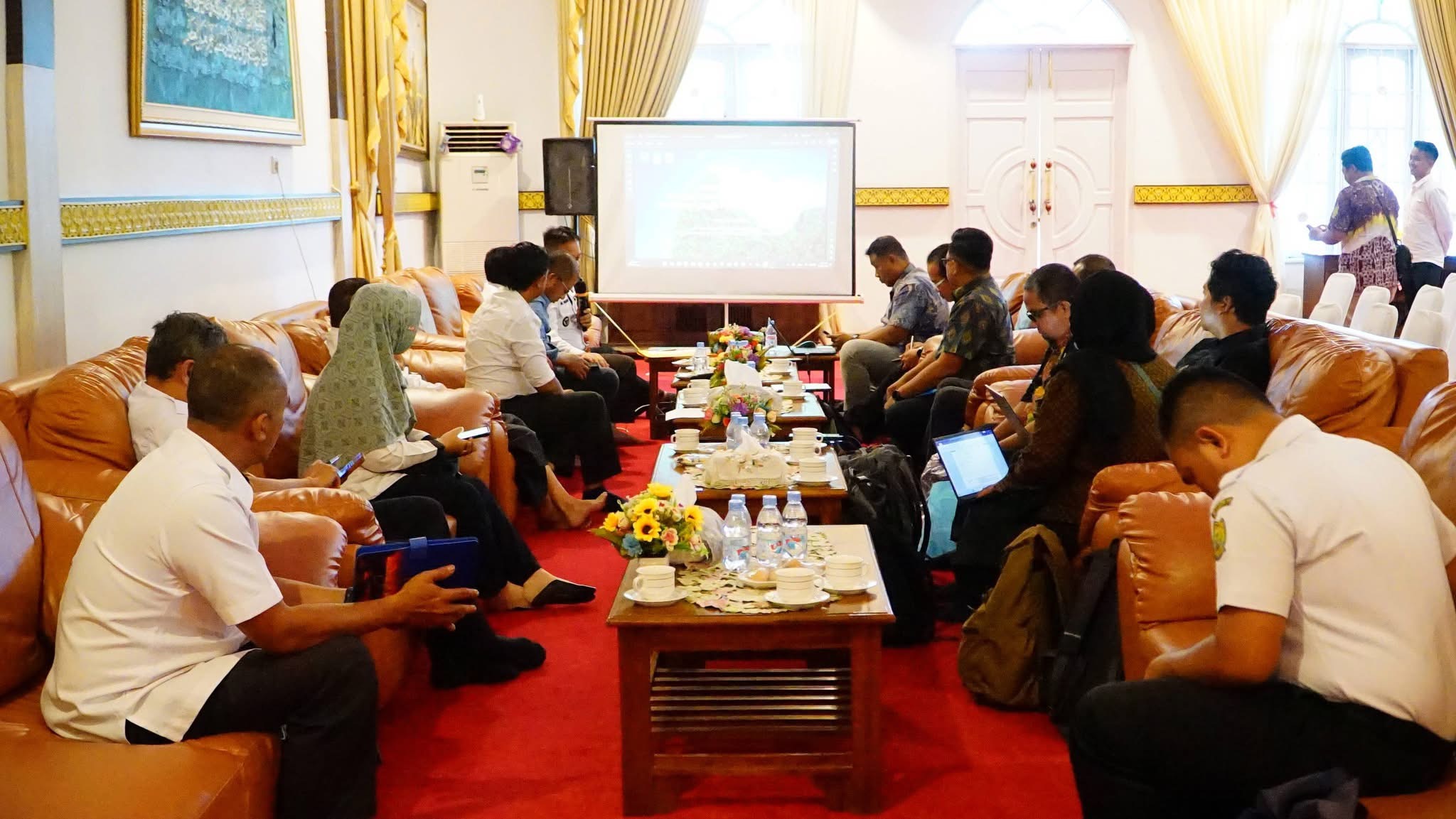 Bupati Lingga Pimpin Pembahasan Penetapan Cadangan Kawasan Konservasi Daerah | F. Redaksi