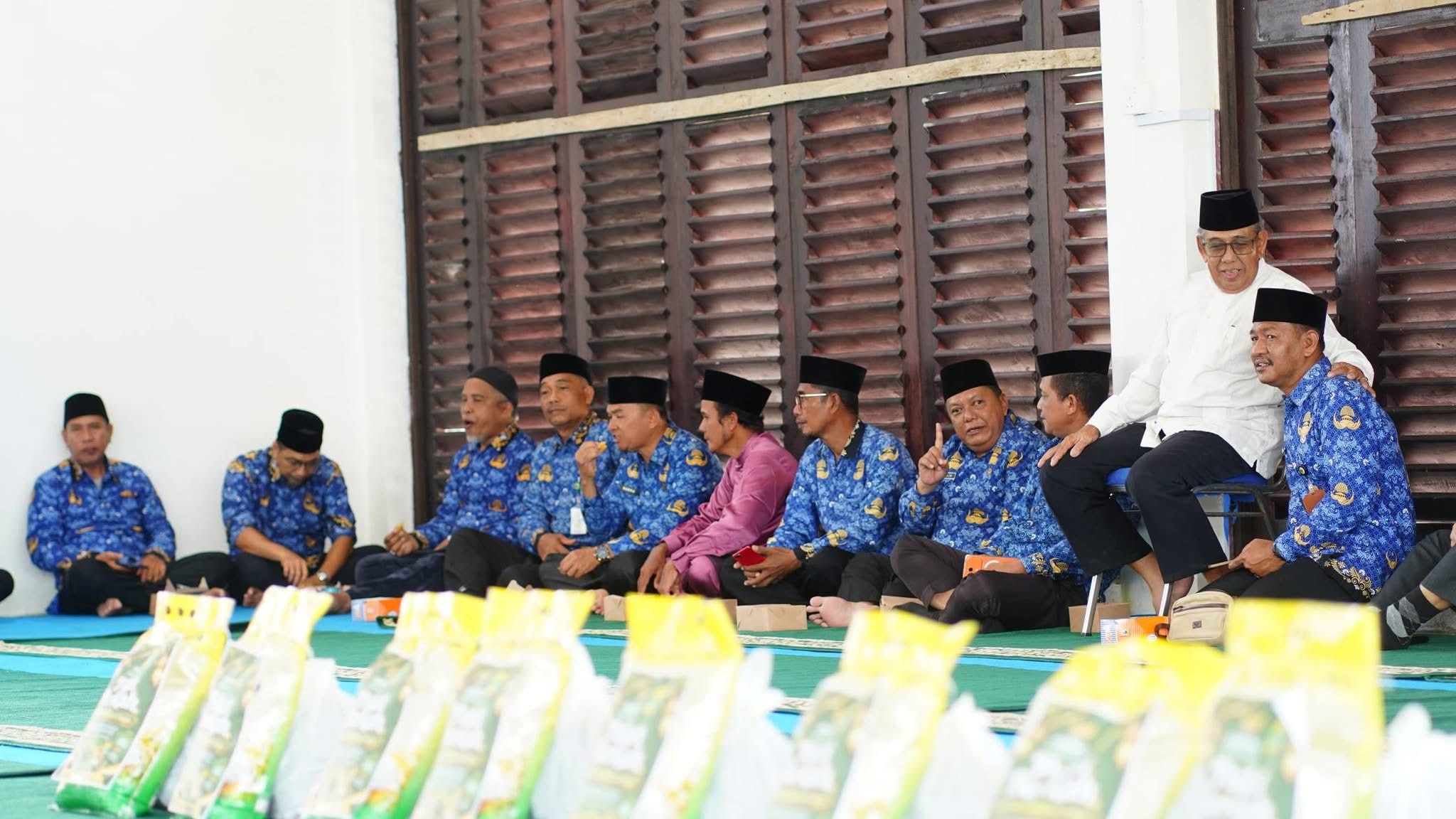 Pemkab Lingga Sambut Tahun Baru Islam dengan Muhasabah dan Kepedulian Sosial | F. Diskominfo Lingga