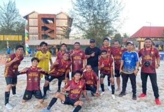 AJI, PWI, PJS dan LMG Bersatu dalam Tim Media B, Sukses Taklukkan Satlantas di Mini Soccer Polres Lingga Cup 2026